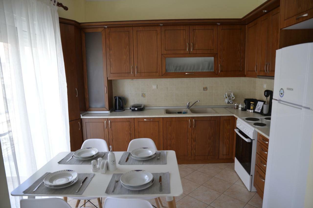 Yellow Fresh Apartment-City Center Alexandroupoli Exterior photo